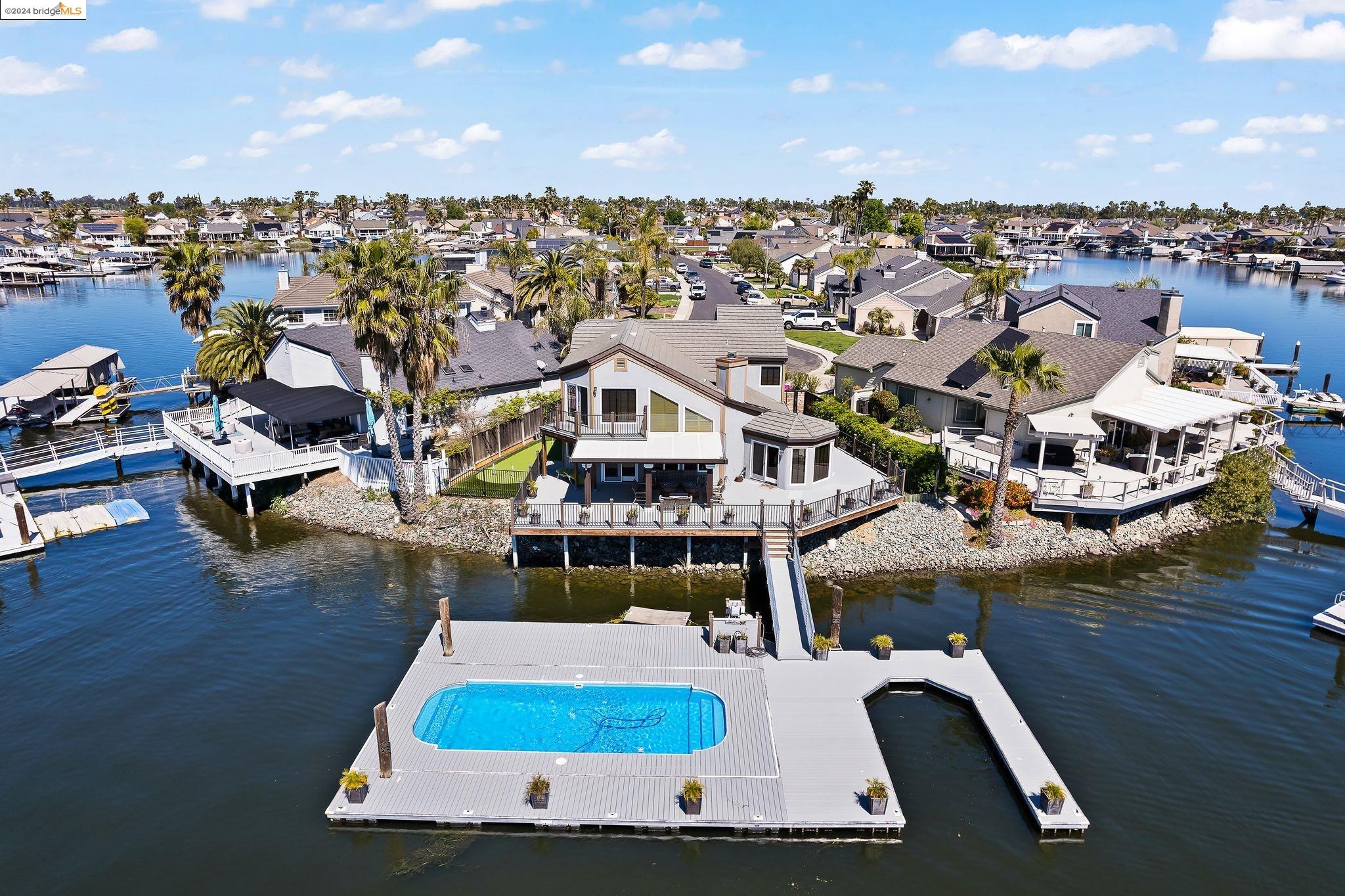 1889 Dune Point Way