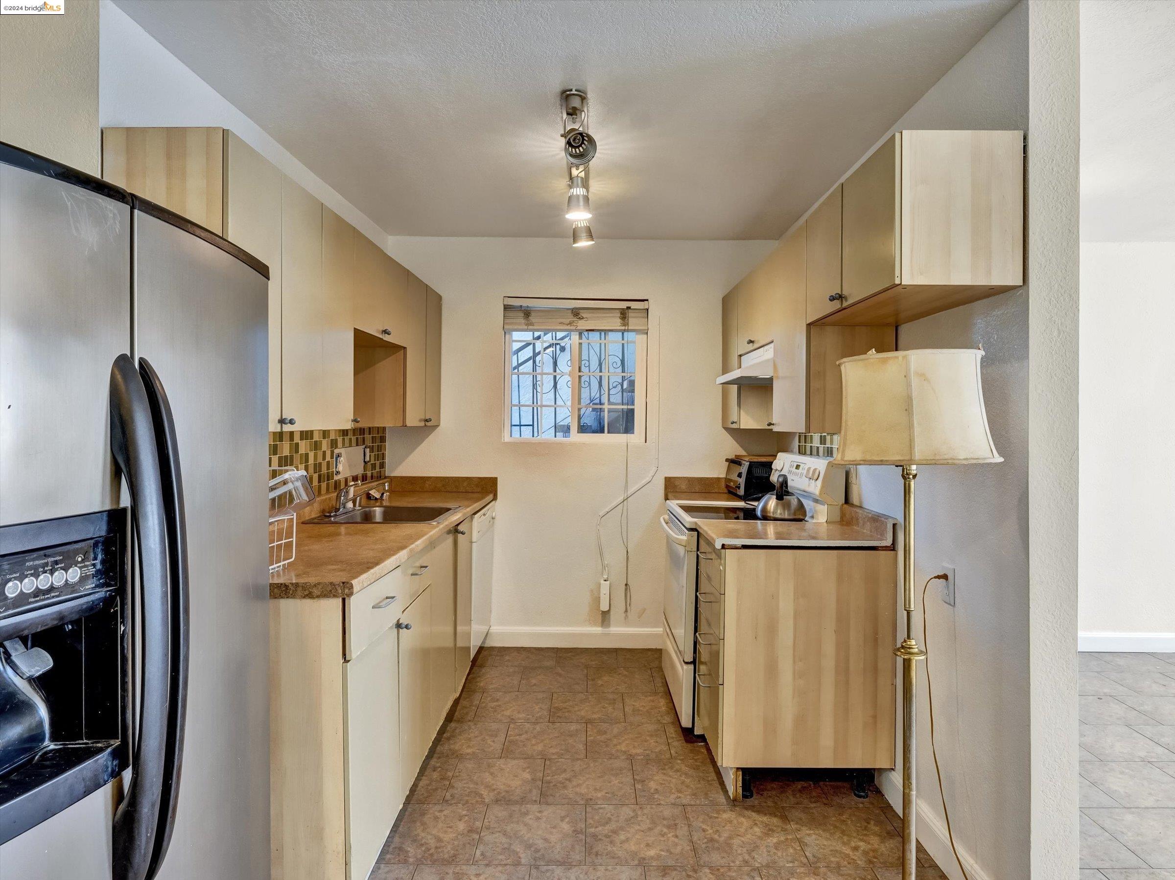 7 16Th St