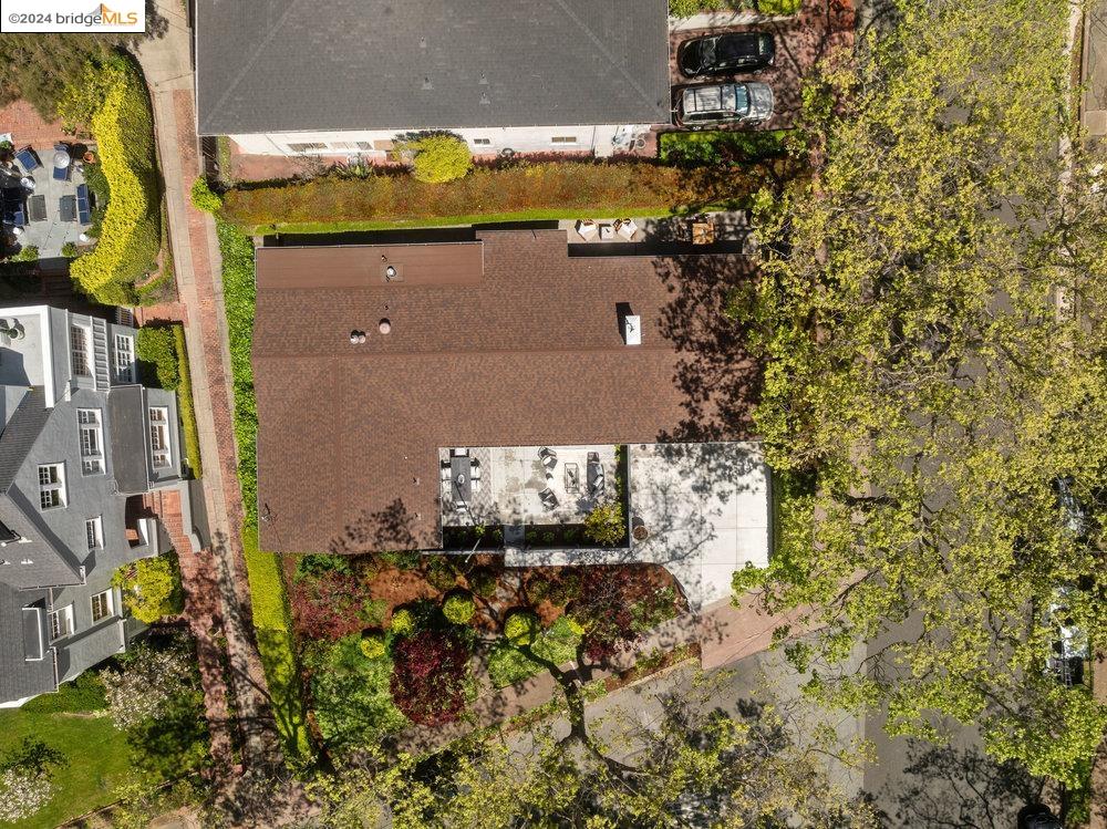 160 Dracena Ave