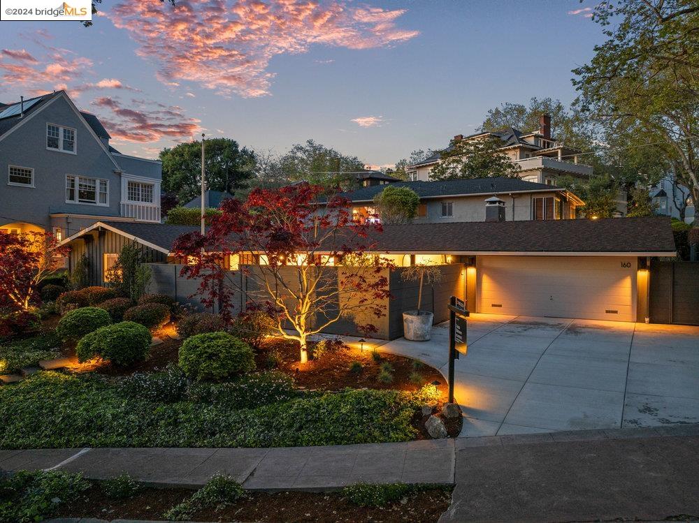 160 Dracena Ave