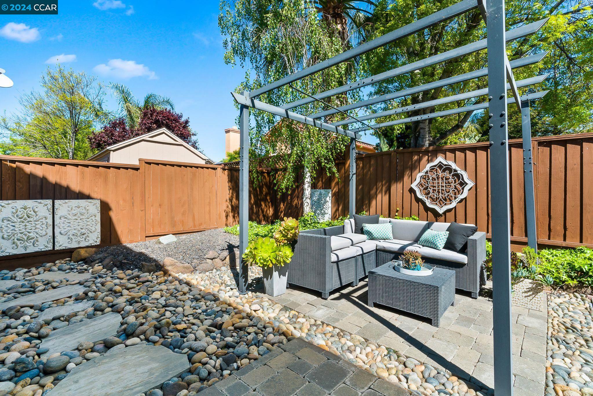 932 Calle Diablo Ct