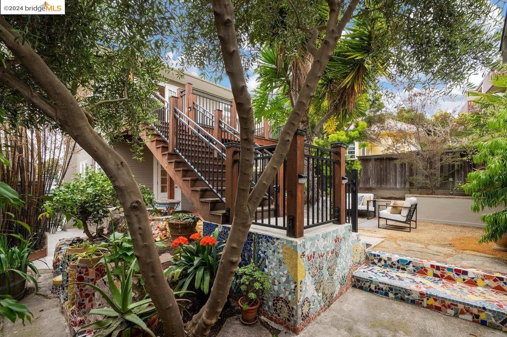 232 Oakland Ave