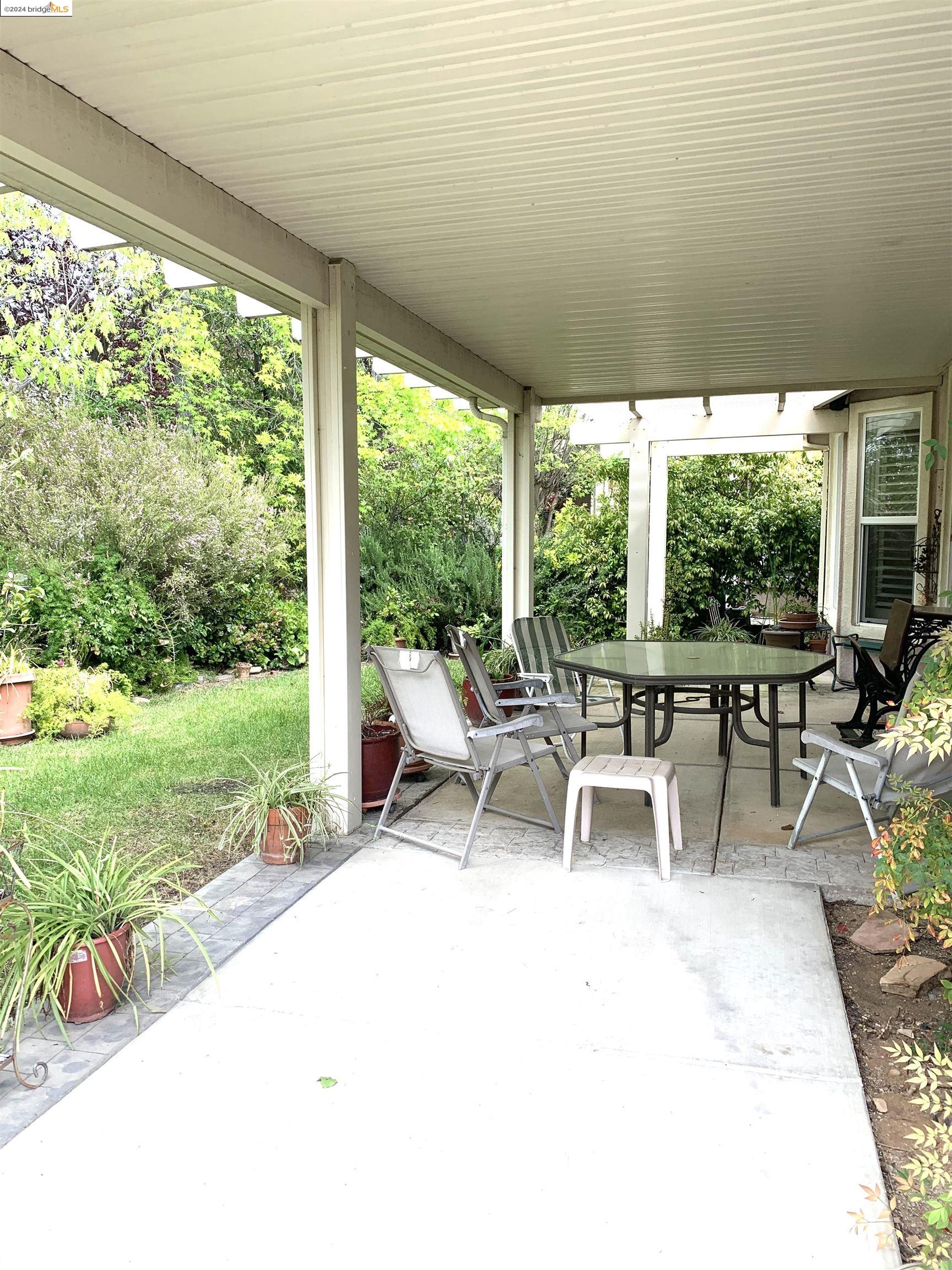 429 Stephens Dr
