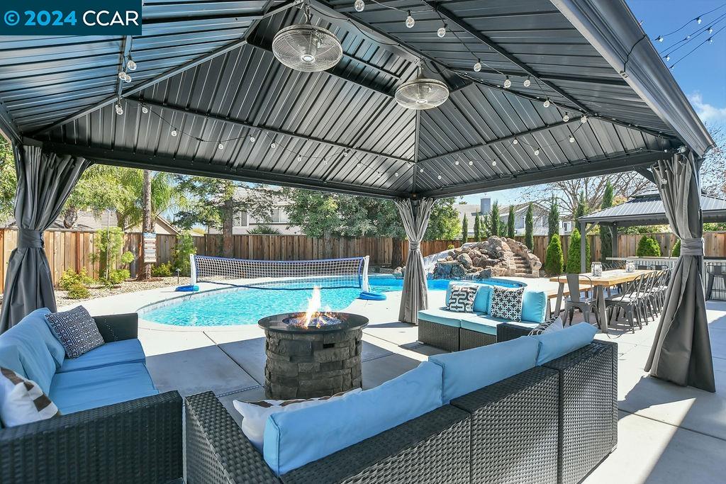 1741 Diamond Springs Ct