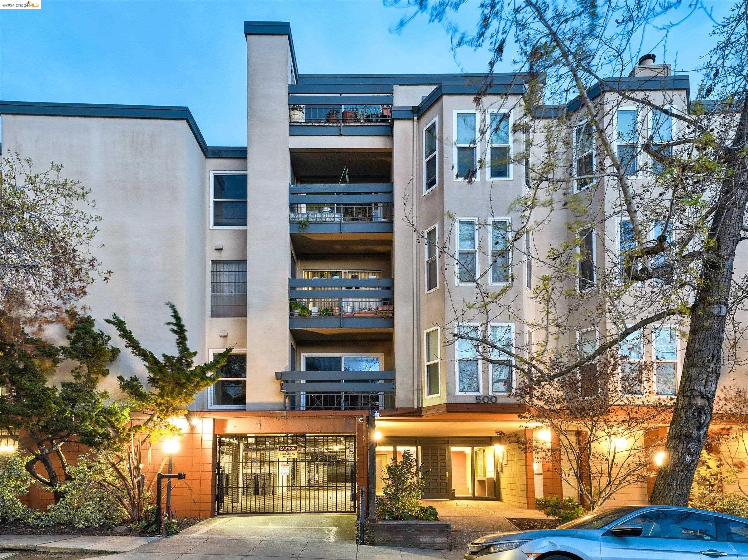 500 Vernon St # 113