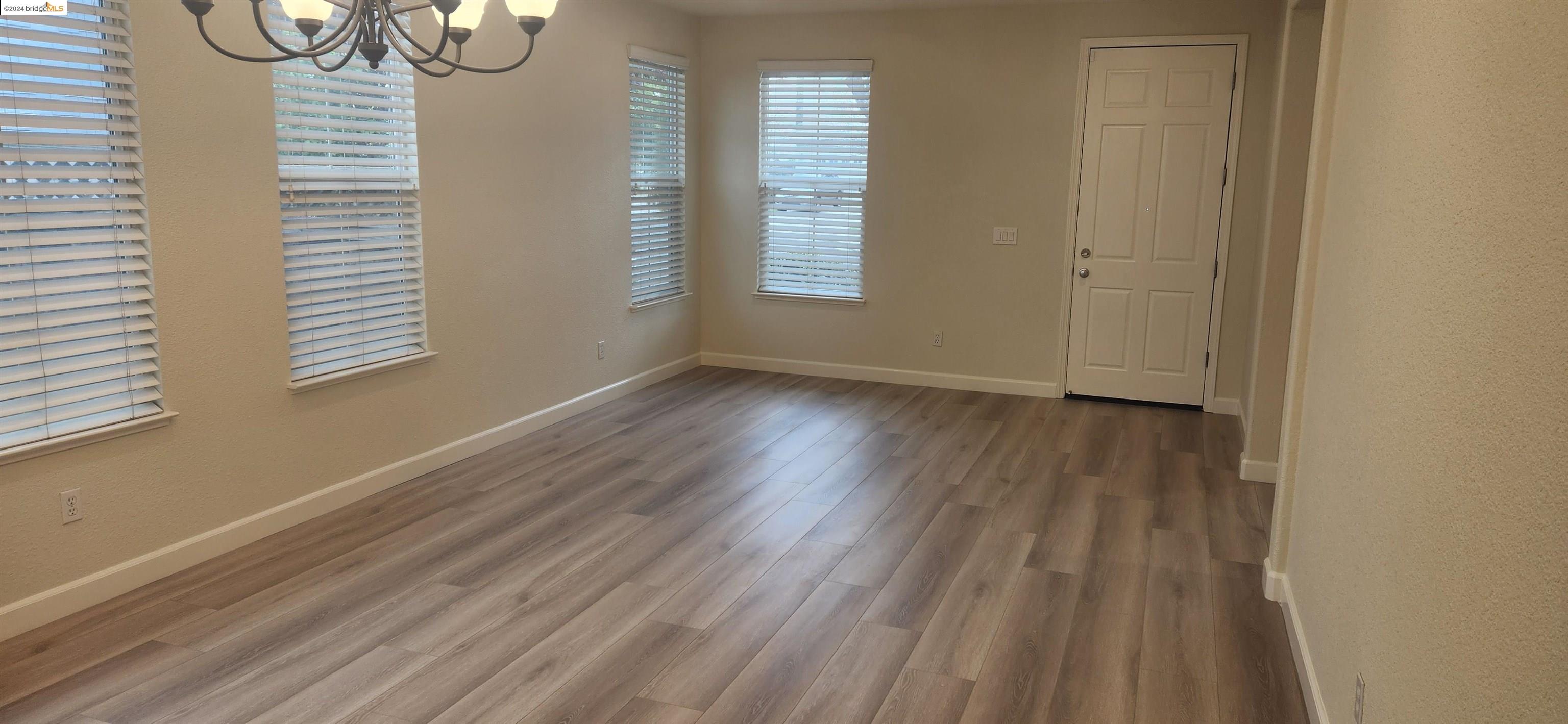 1615 Marina Way
