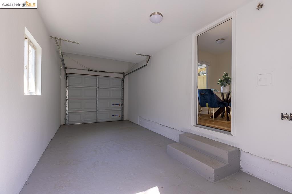 205 W 12Th St