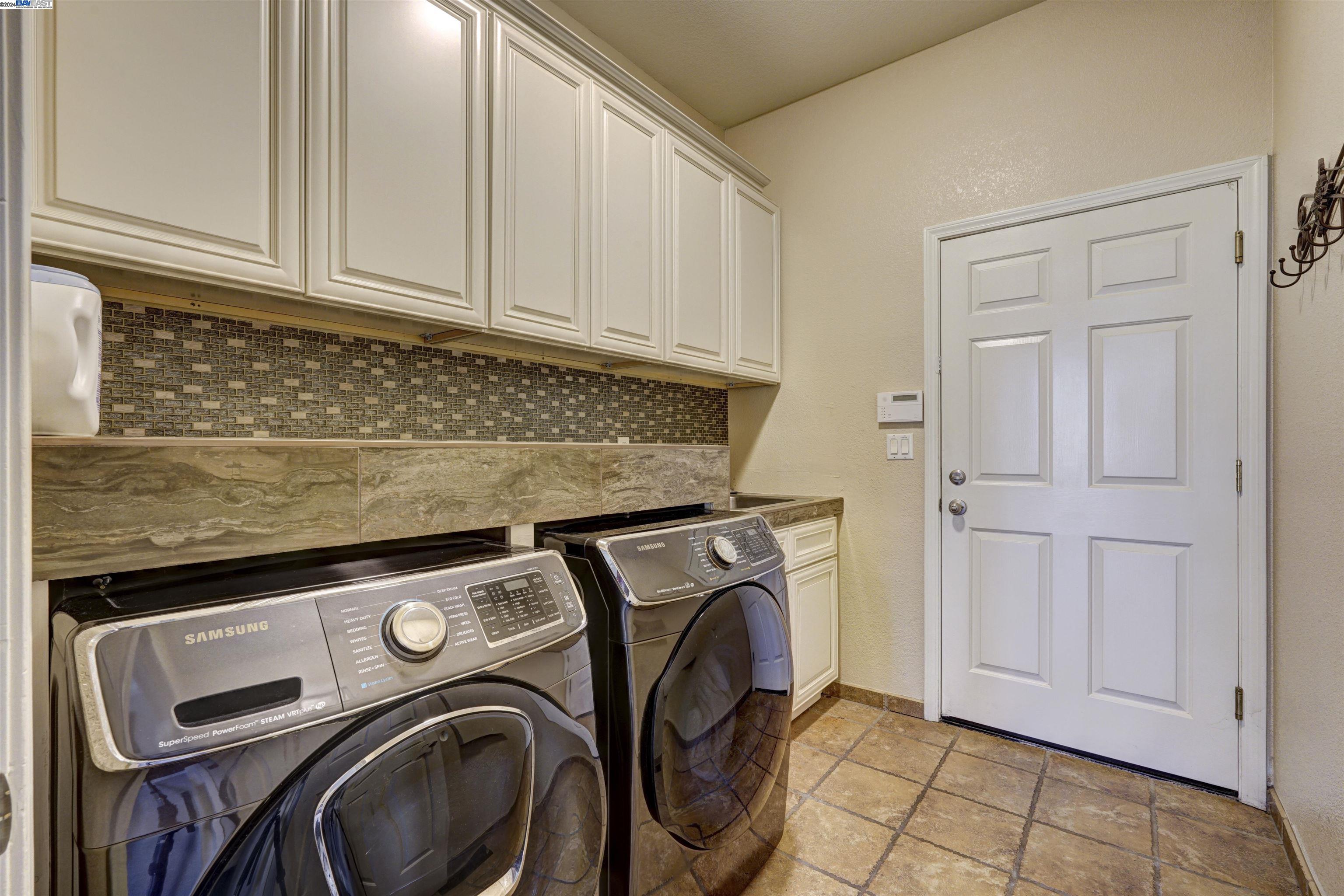 5662 Oakmont ct.