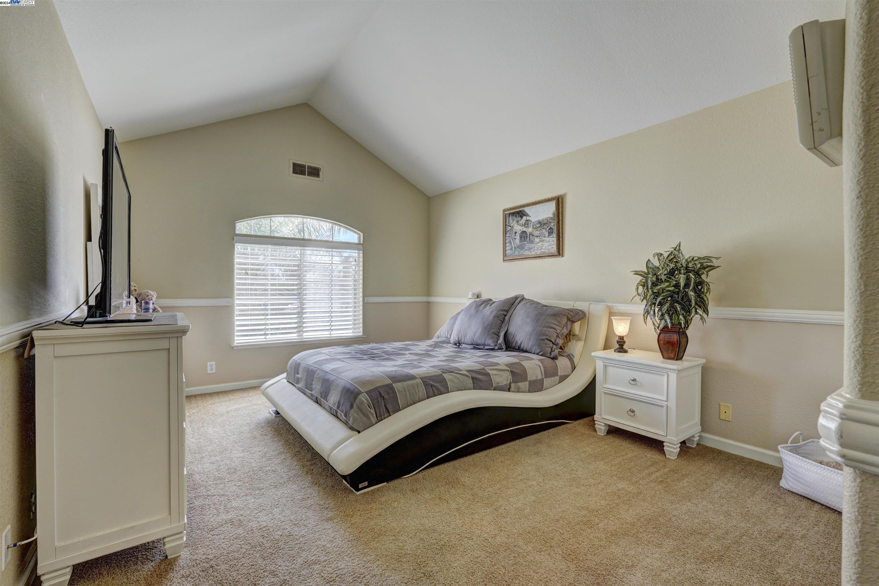 5662 Oakmont ct.