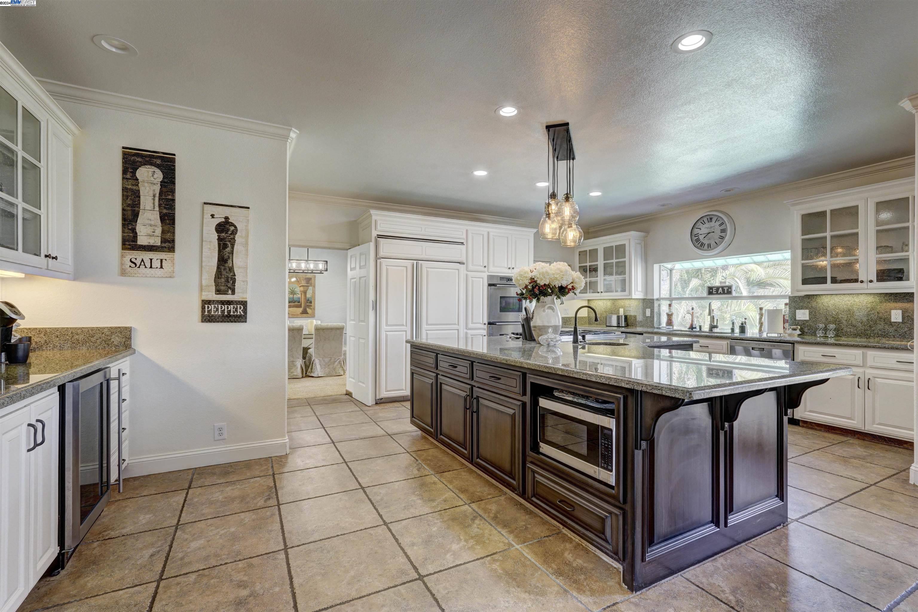 5662 Oakmont ct.