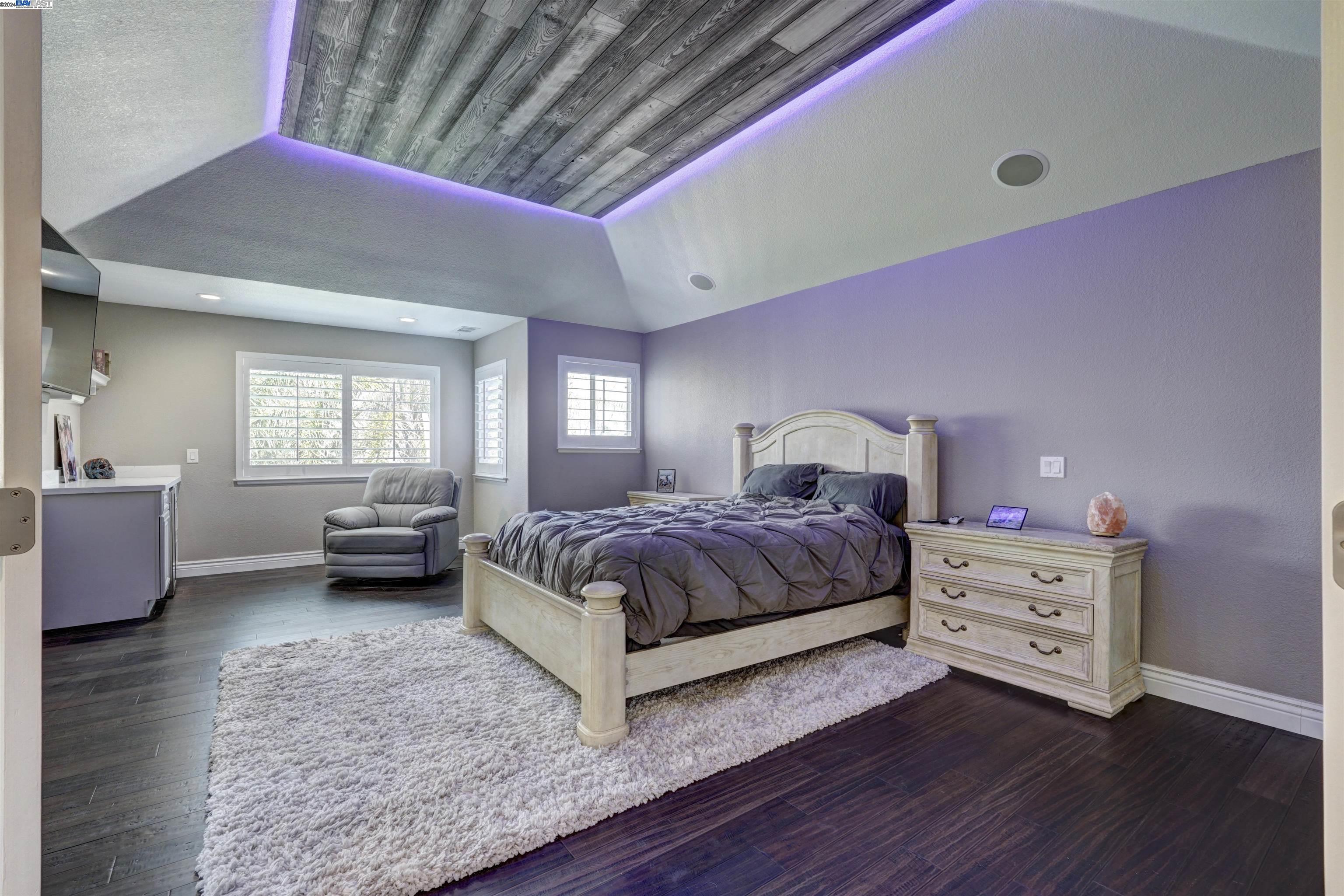 5662 Oakmont ct.