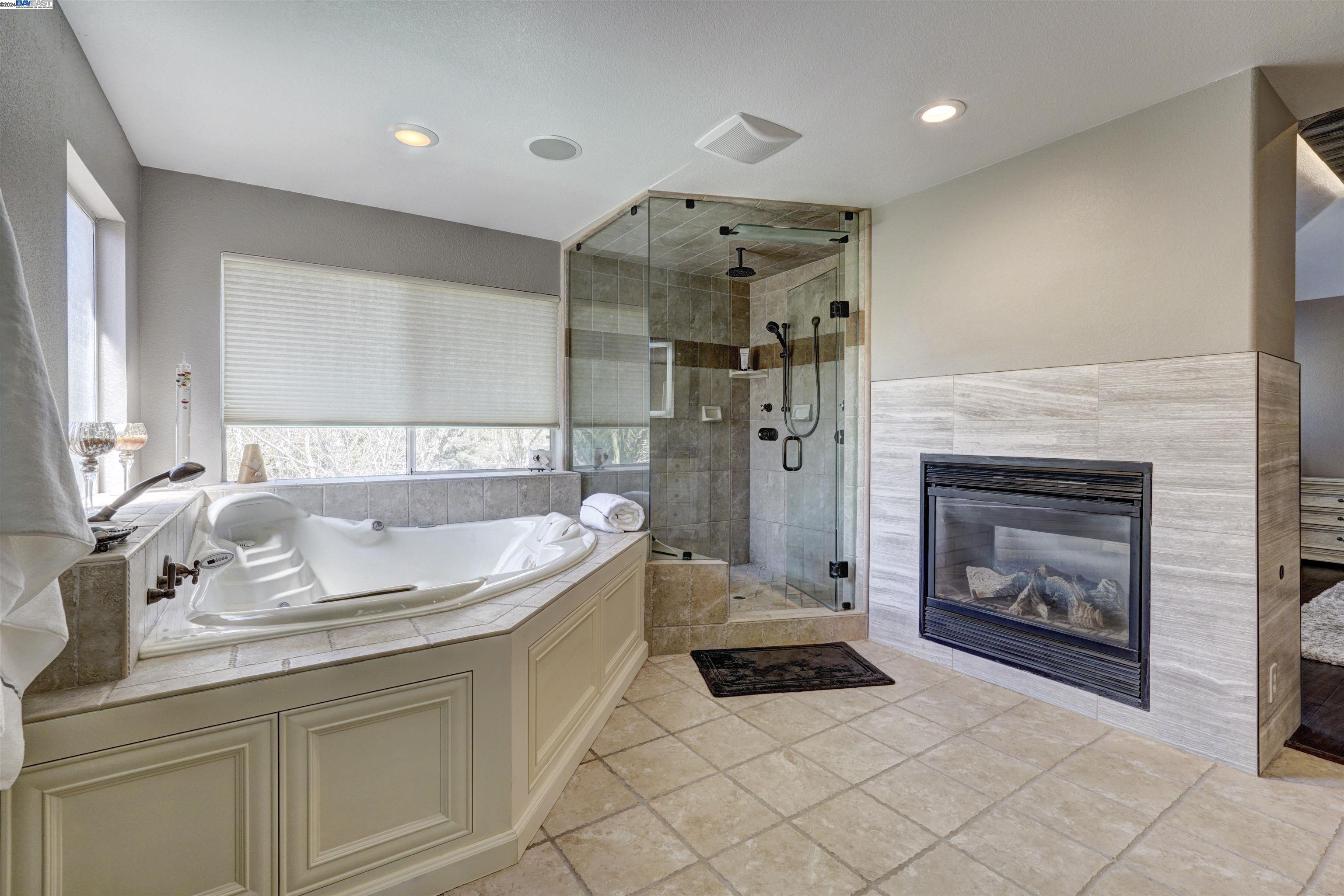 5662 Oakmont ct.
