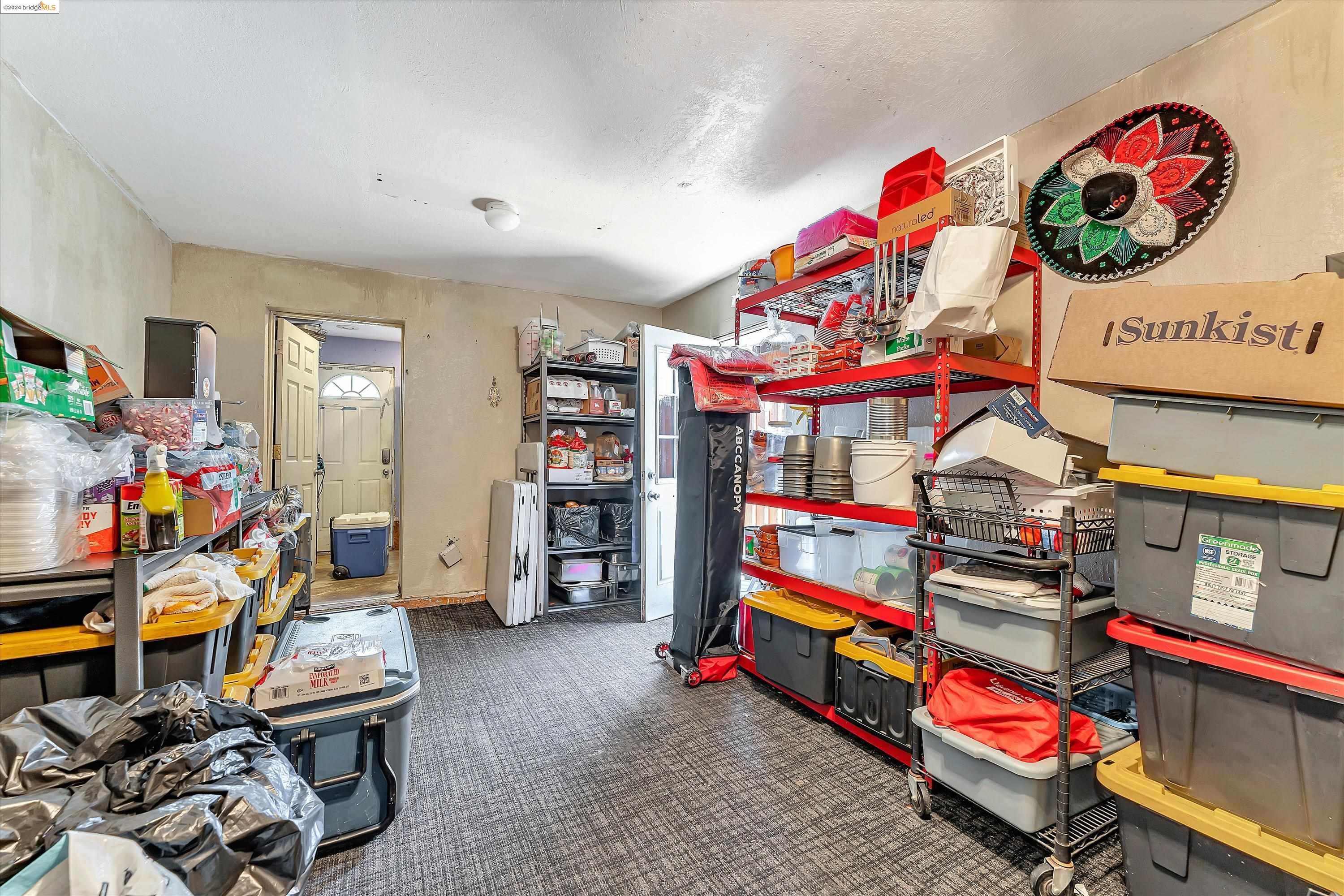 1452 Pierce Ave