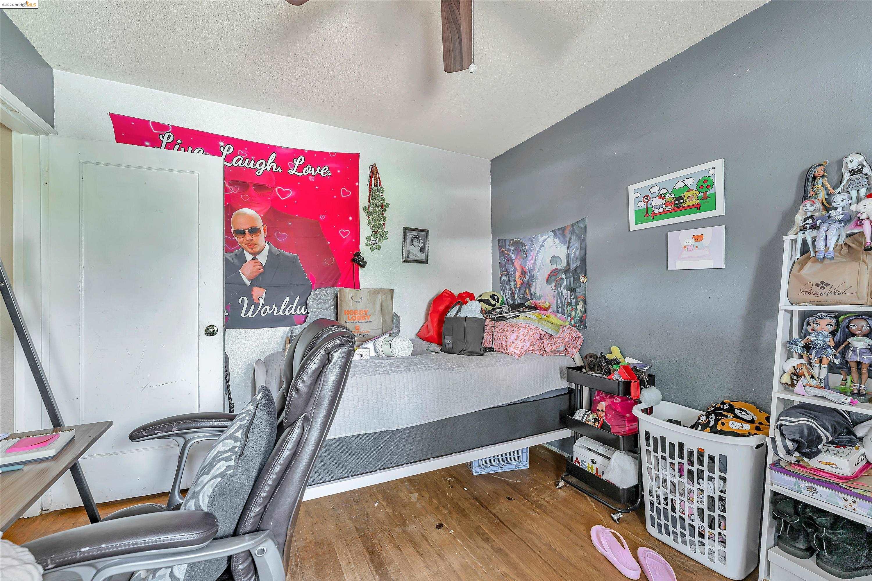 1452 Pierce Ave