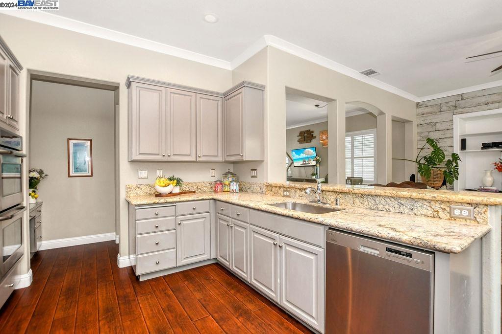3309 Lair Way