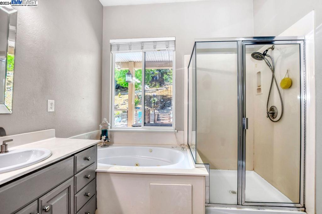3309 Lair Way