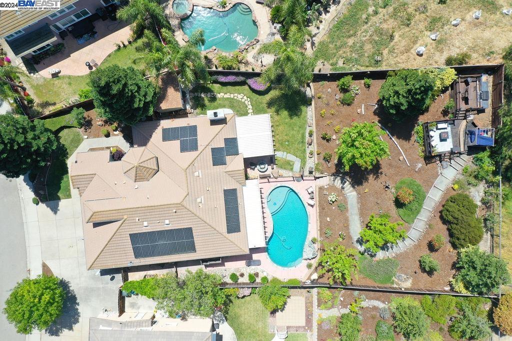 3309 Lair Way