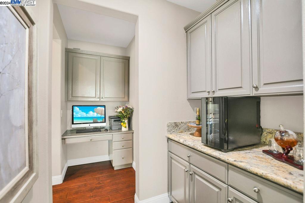 3309 Lair Way