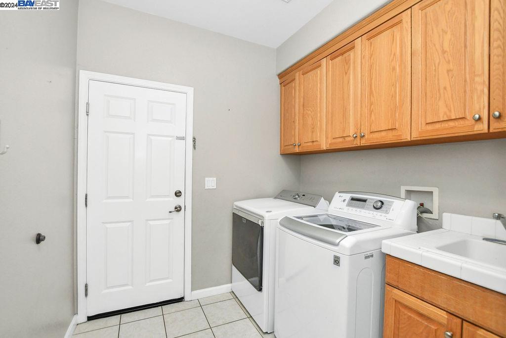 3309 Lair Way