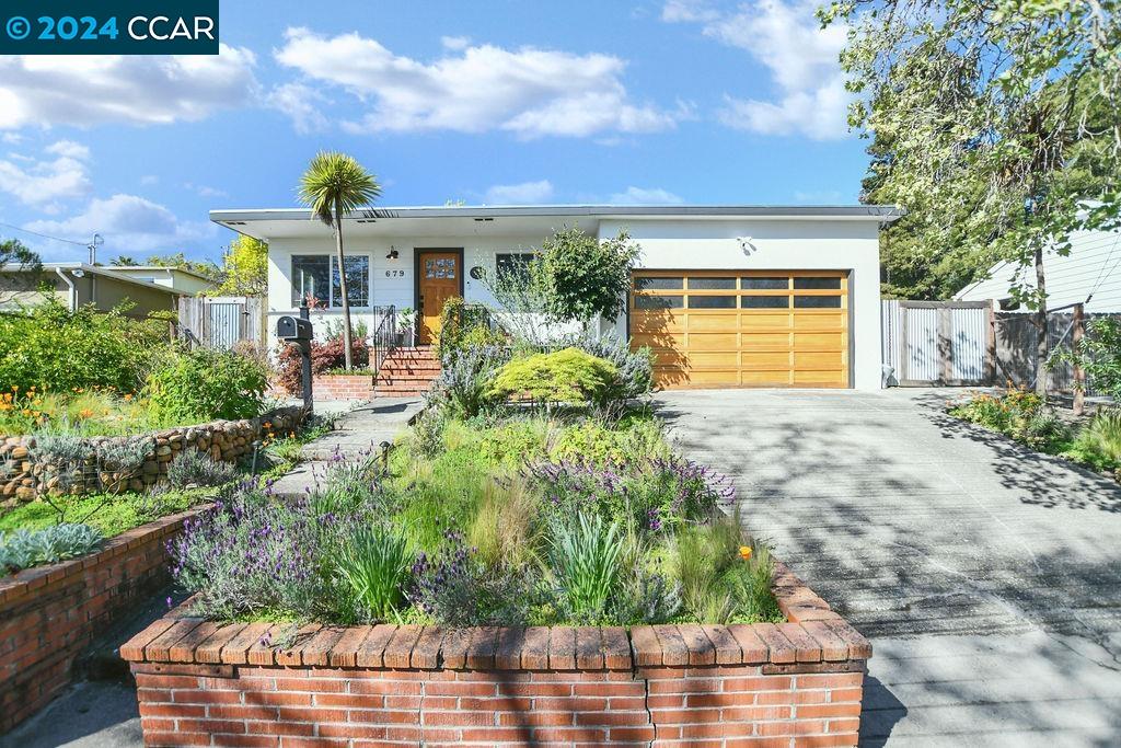 679 Rincon Rd