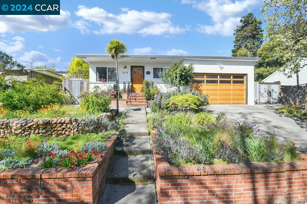 679 Rincon Rd
