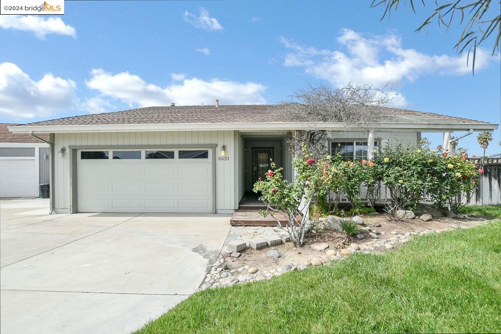 5521 Starboard Ct