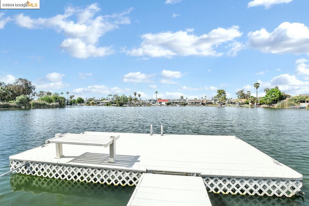 5521 Starboard Ct