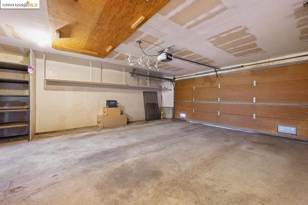 6339 Pinehaven Rd