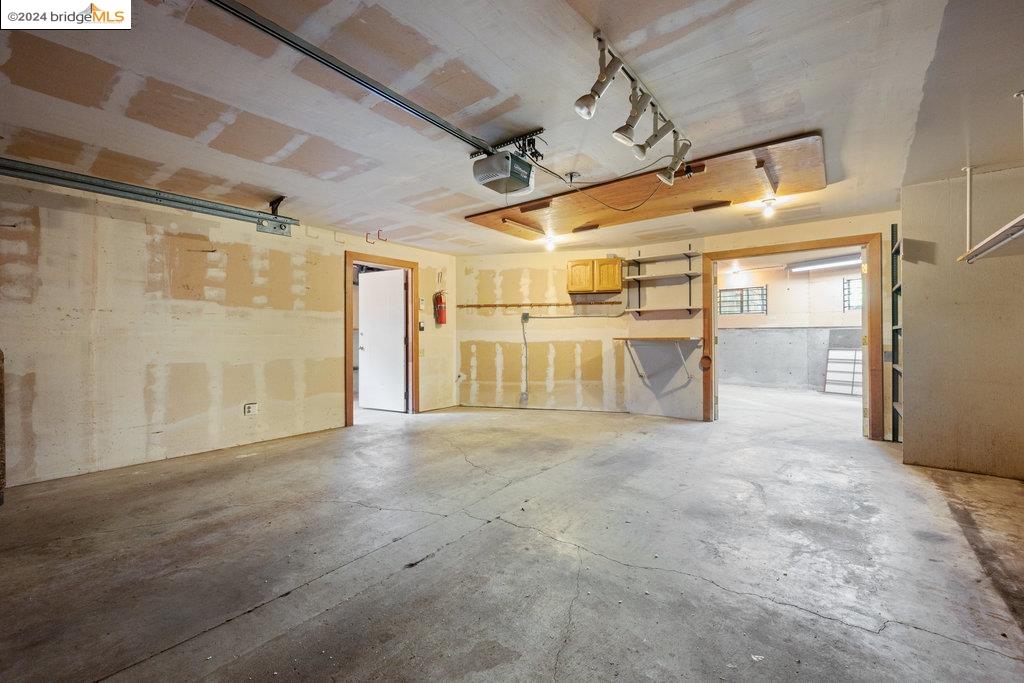 6339 Pinehaven Rd