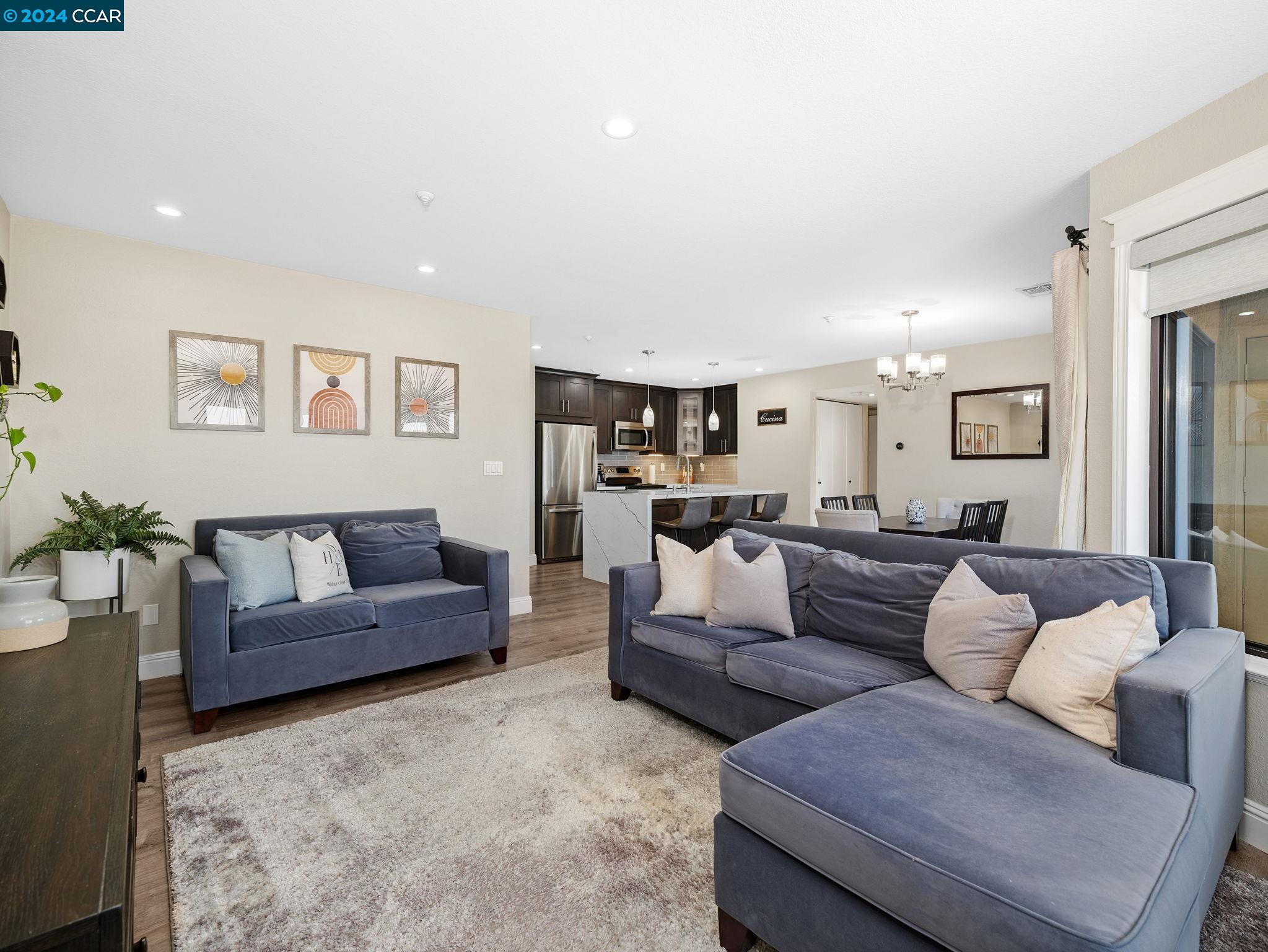 1201 Alta Vista Dr # 203