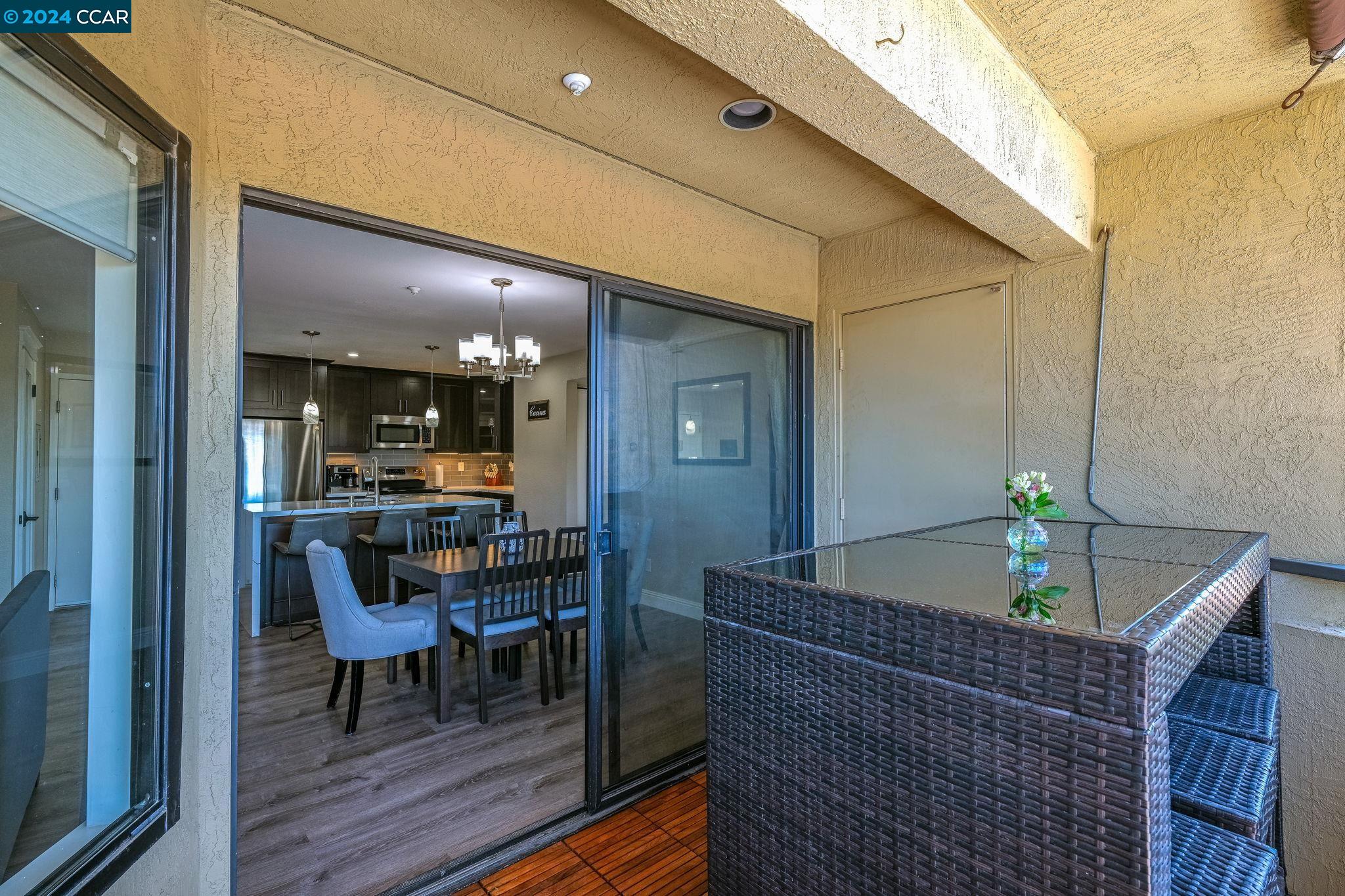 1201 Alta Vista Dr # 203