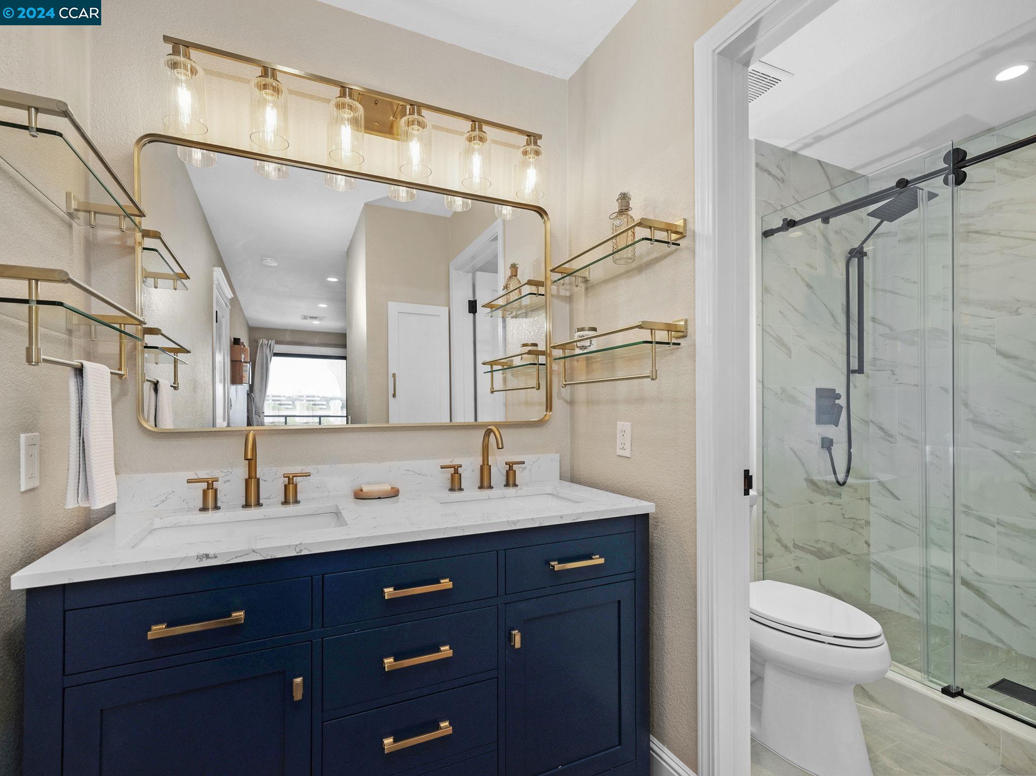1201 Alta Vista Dr # 203