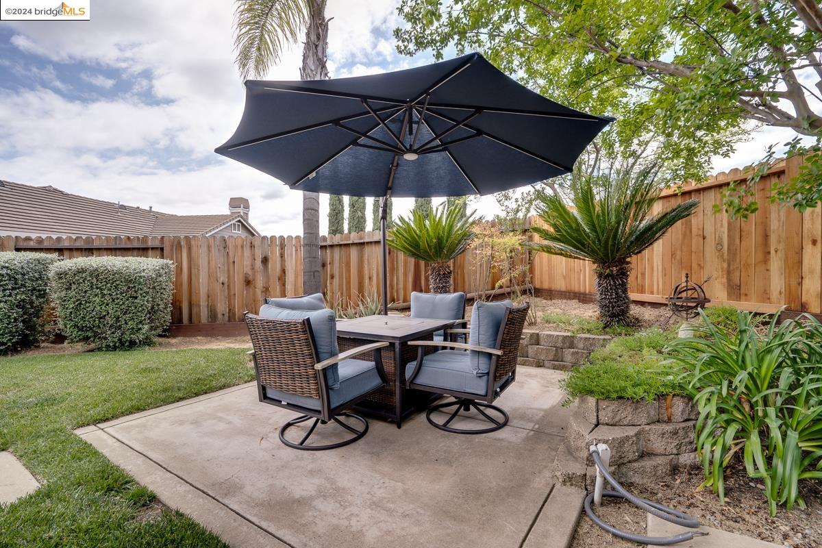 2564 Caddie Ct