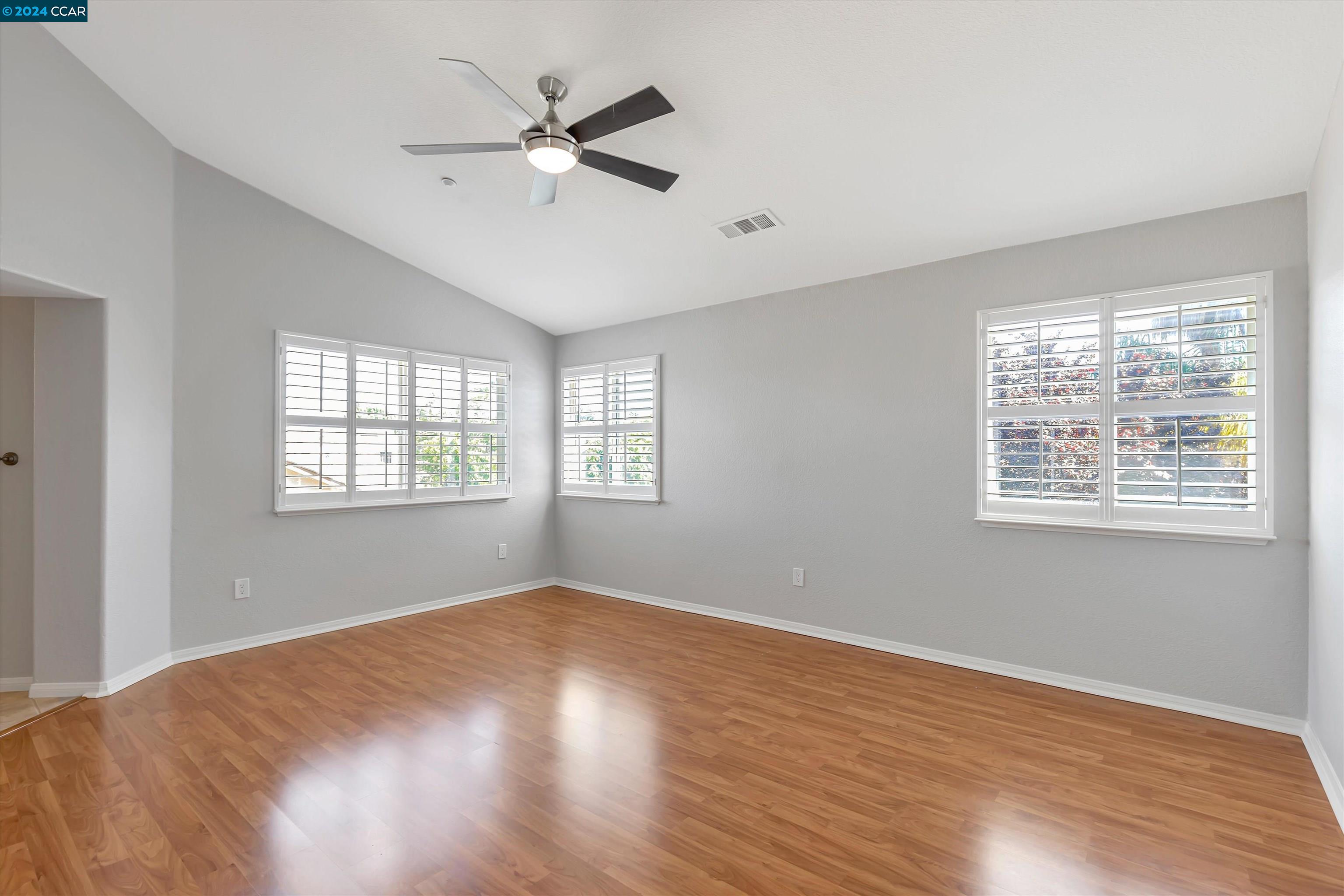 970 Country Glen Ln