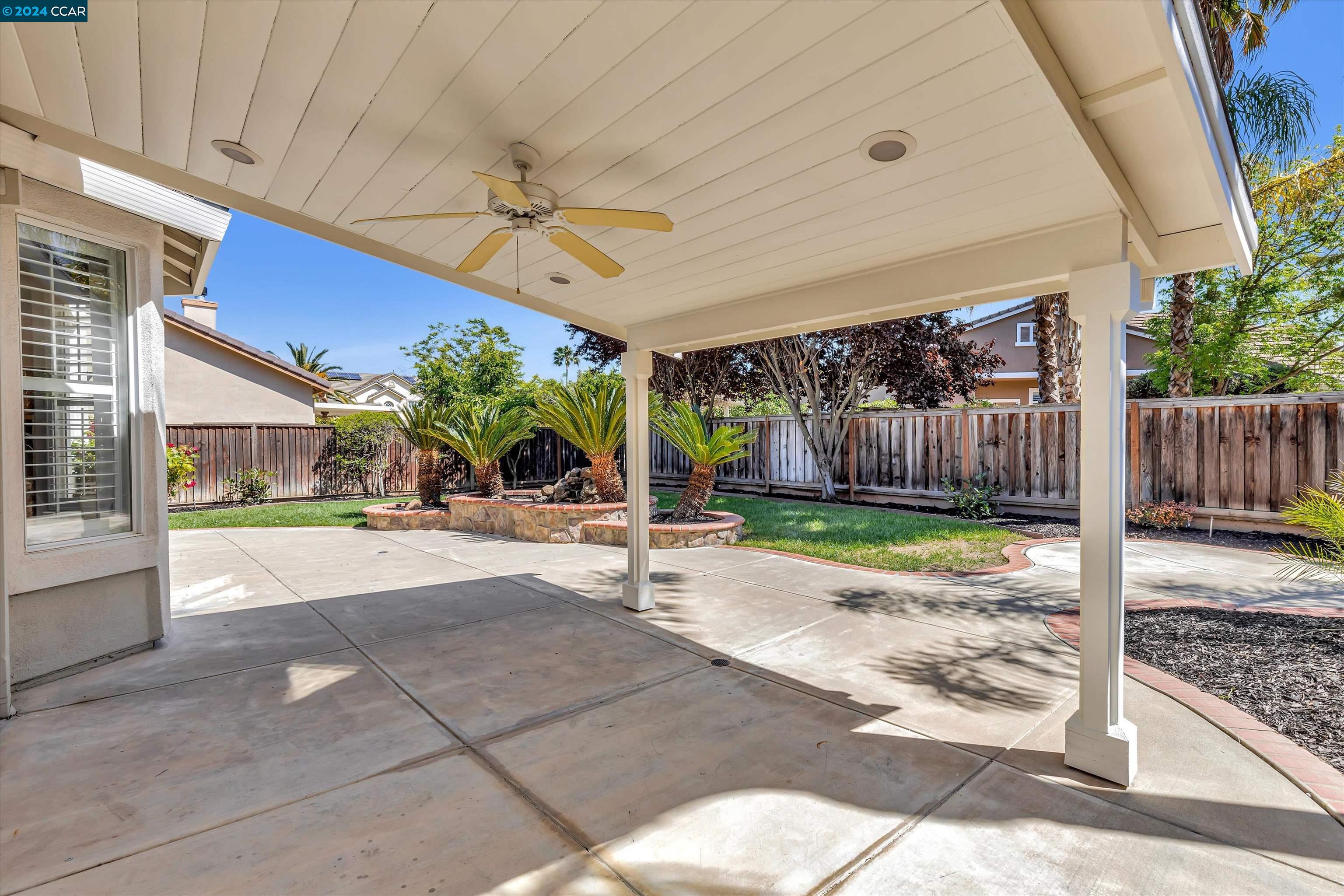 970 Country Glen Ln