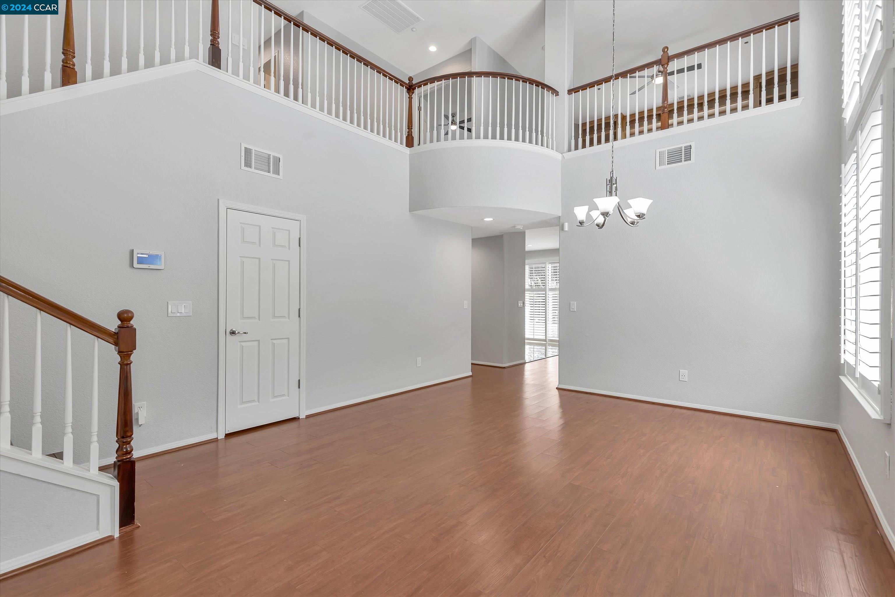 970 Country Glen Ln