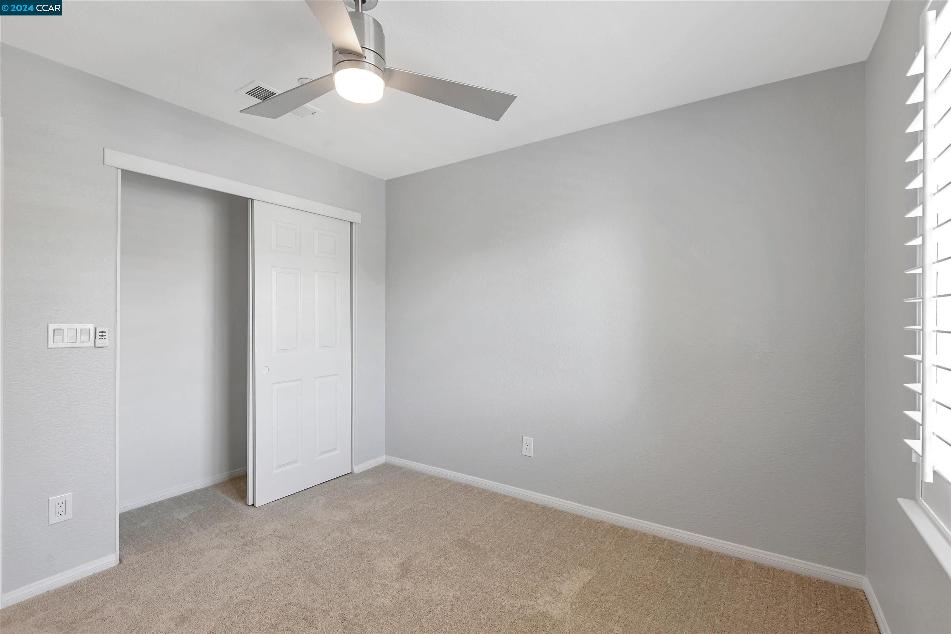 970 Country Glen Ln