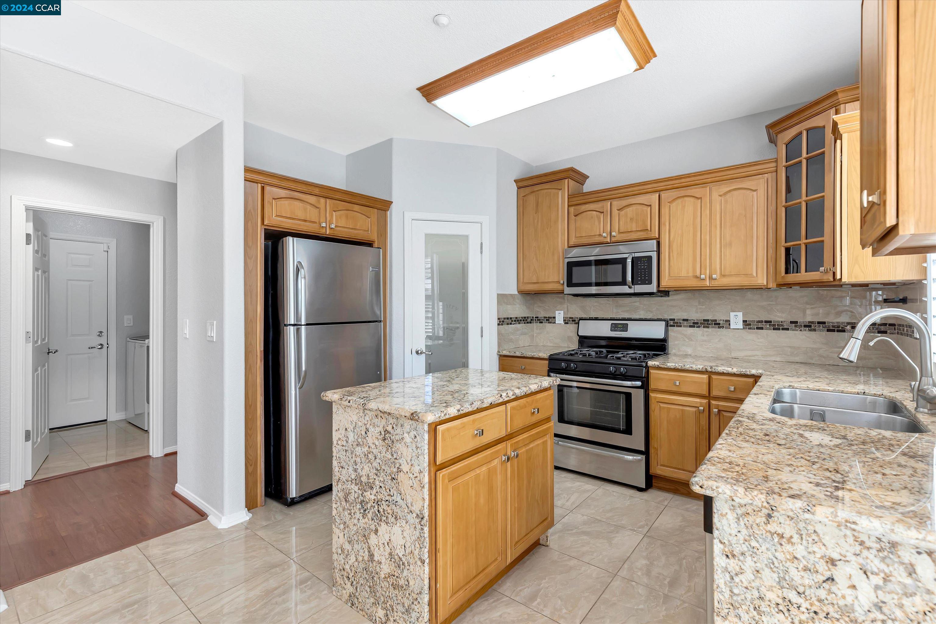 970 Country Glen Ln