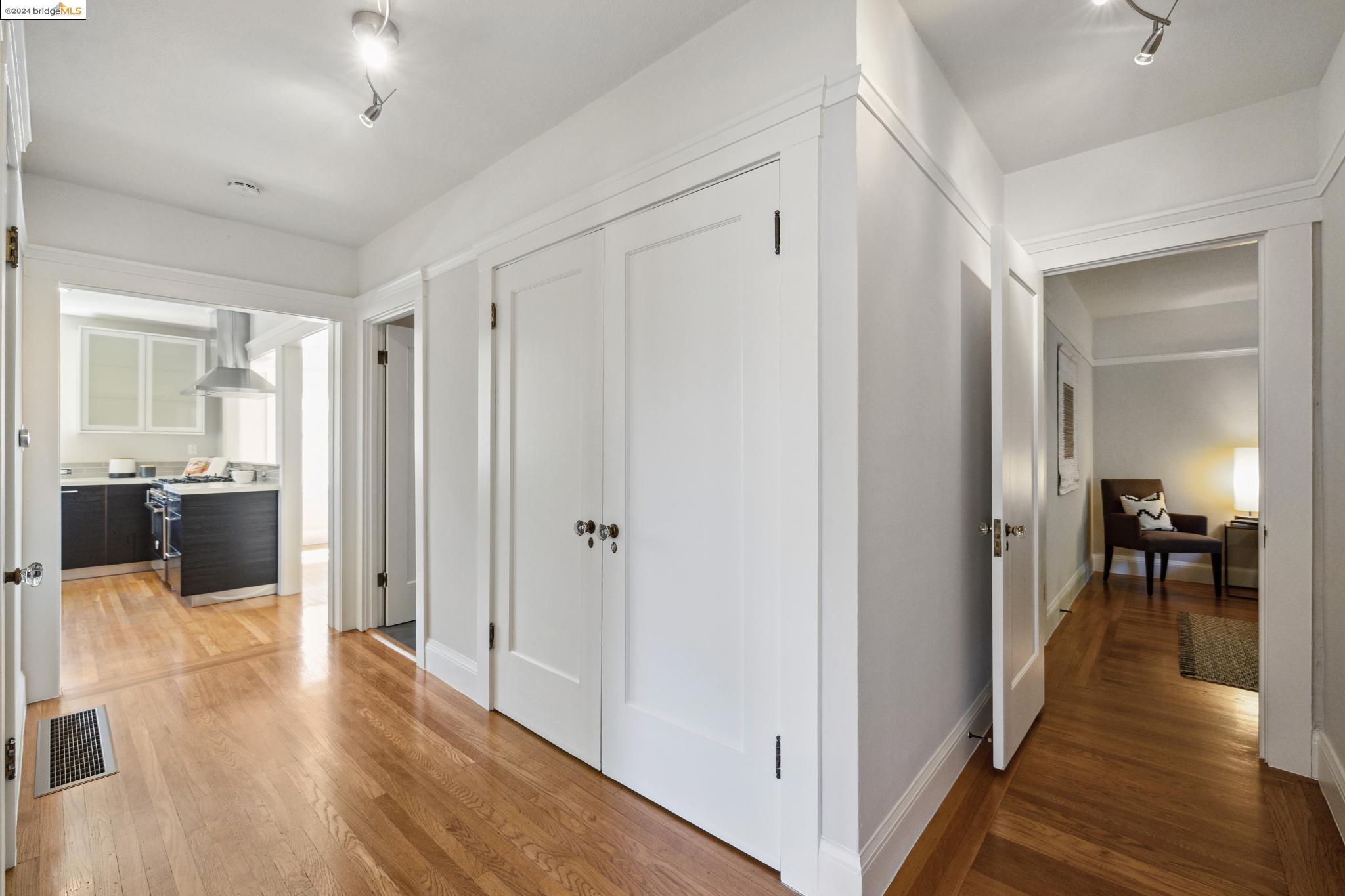 718 Mckinley Ave