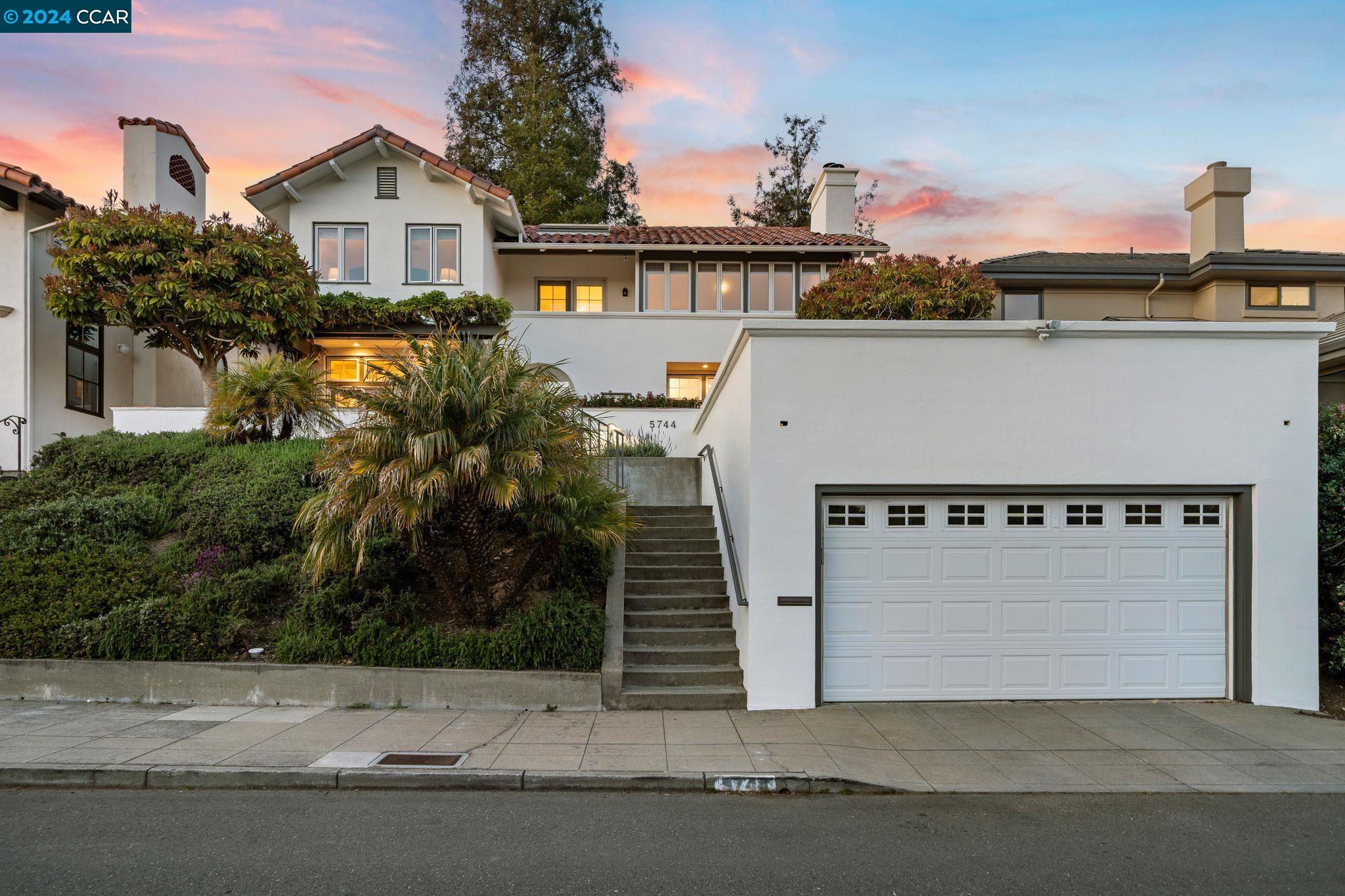 5744 Buena Vista Ave