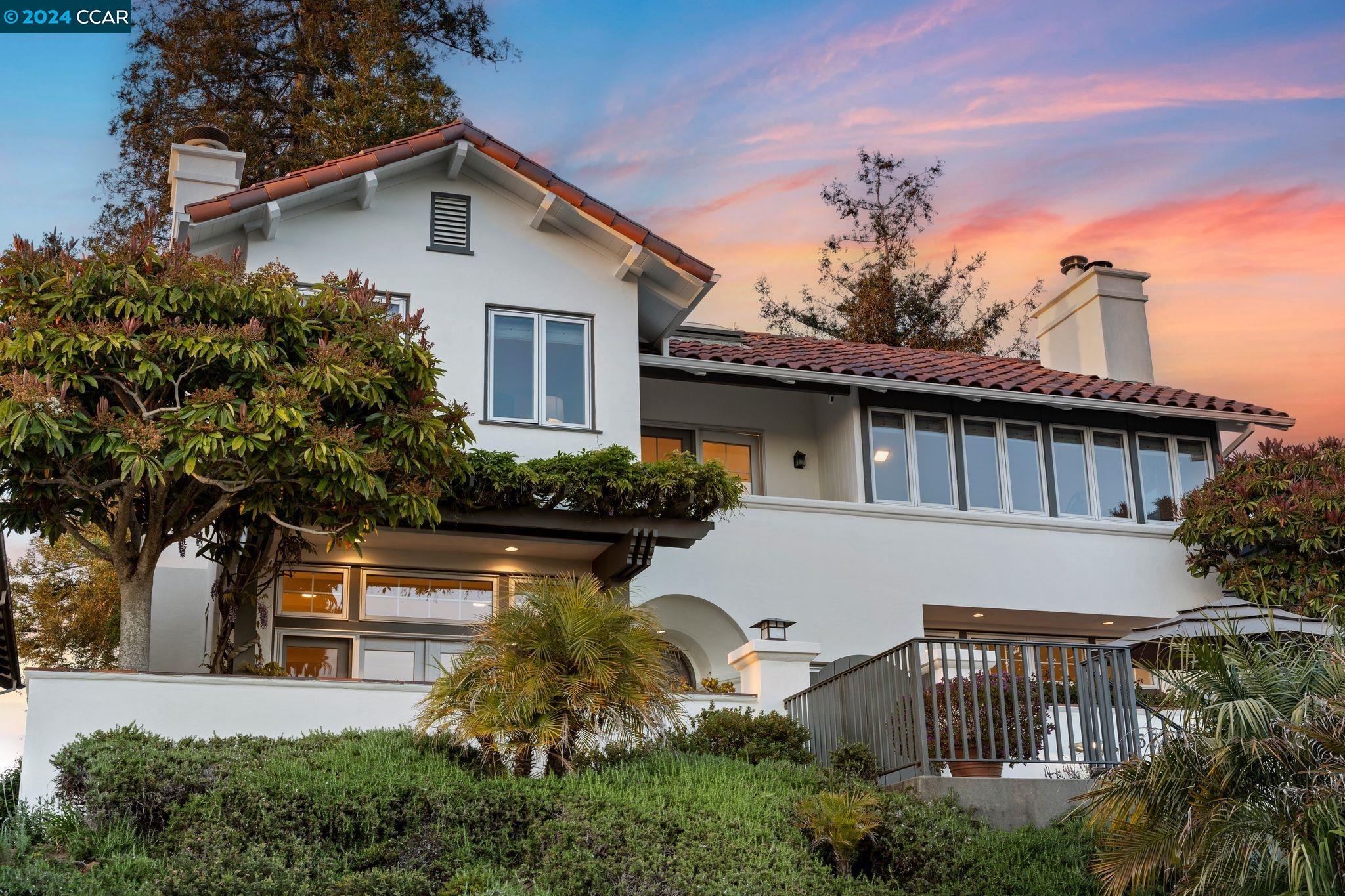 5744 Buena Vista Ave