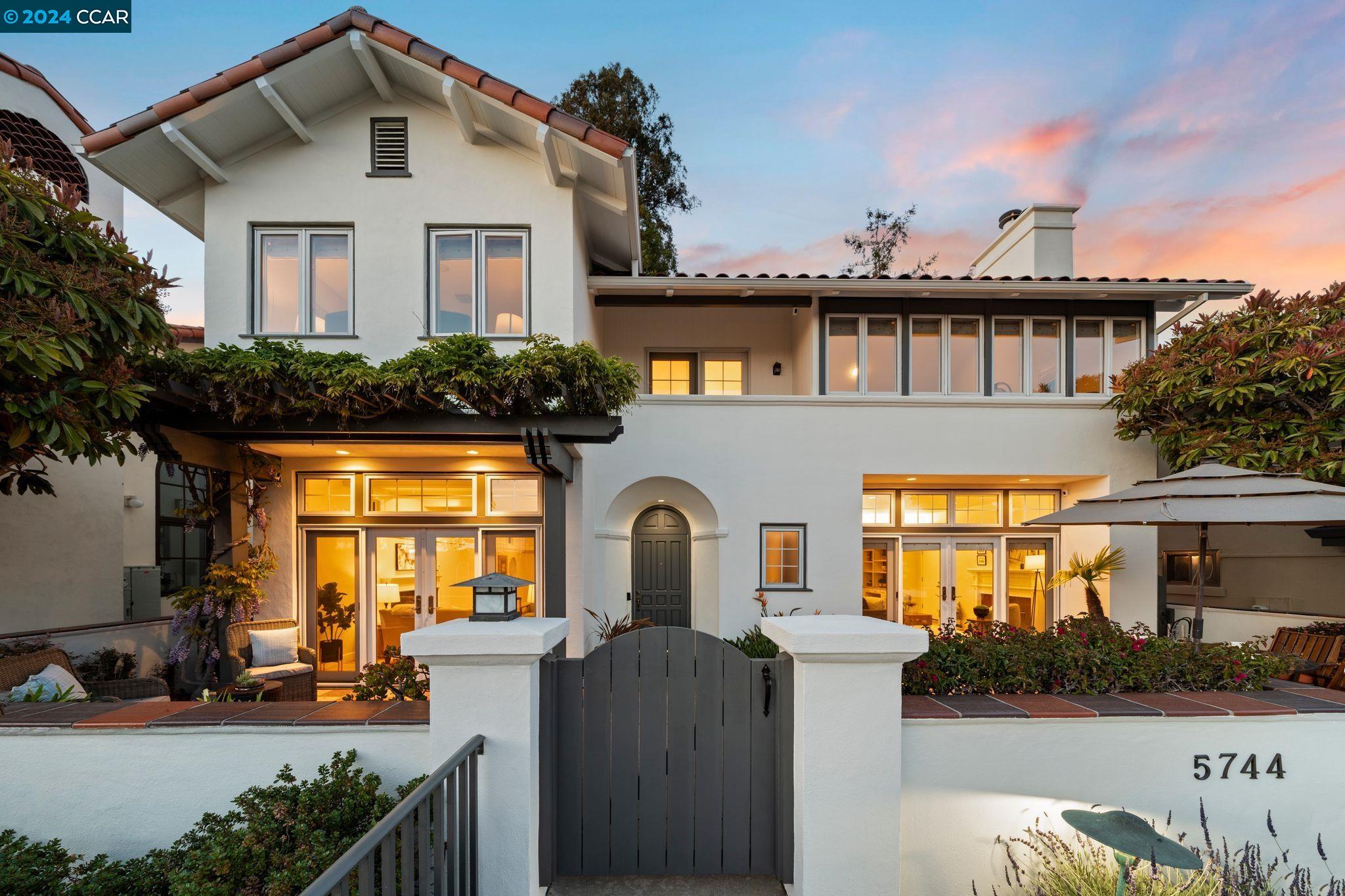 5744 Buena Vista Ave
