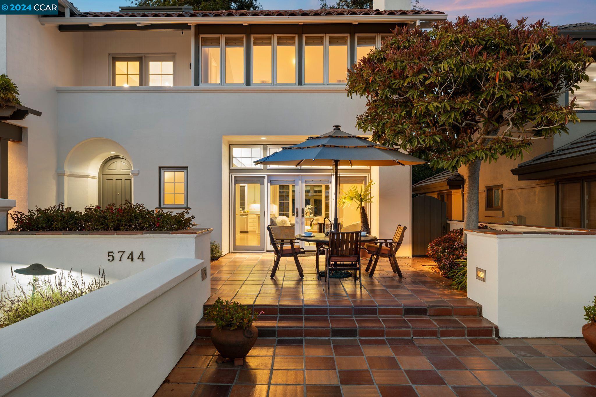 5744 Buena Vista Ave