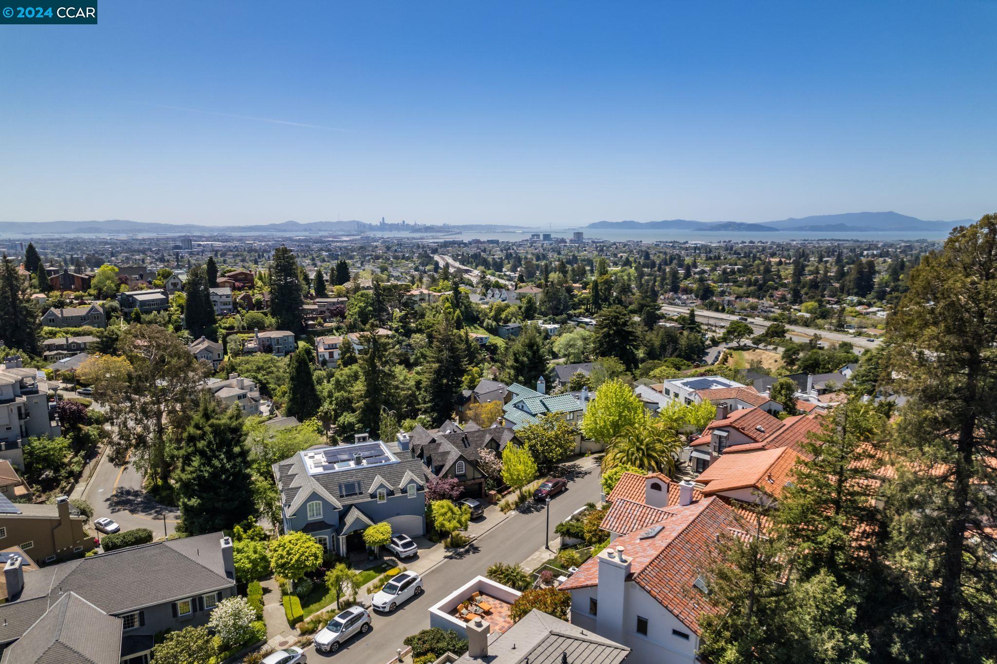 5744 Buena Vista Ave