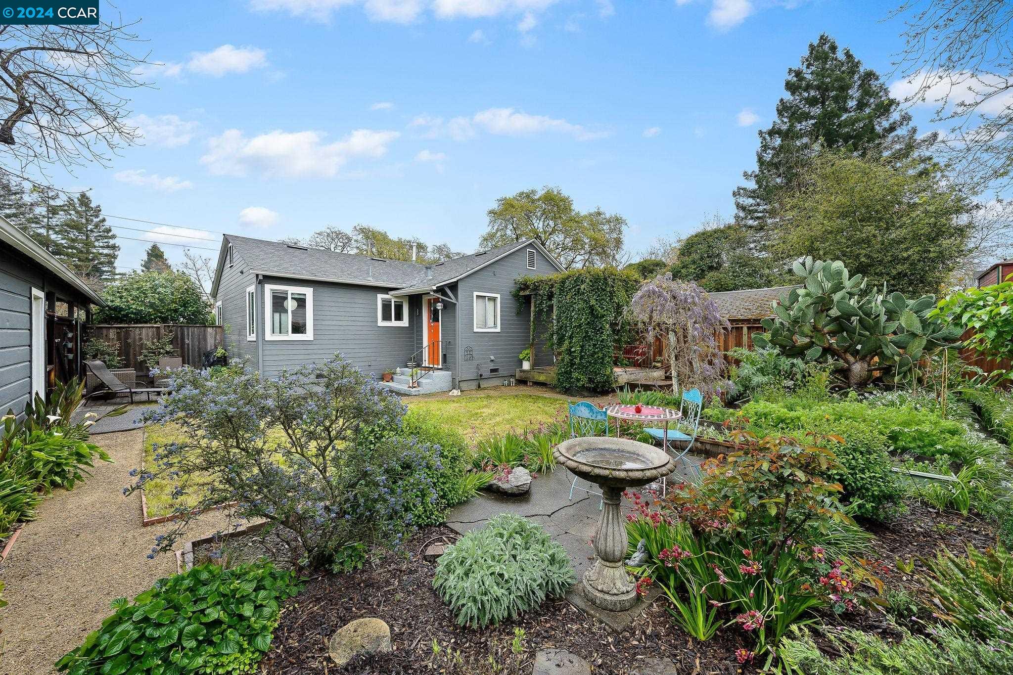 921 Saracen Rd
