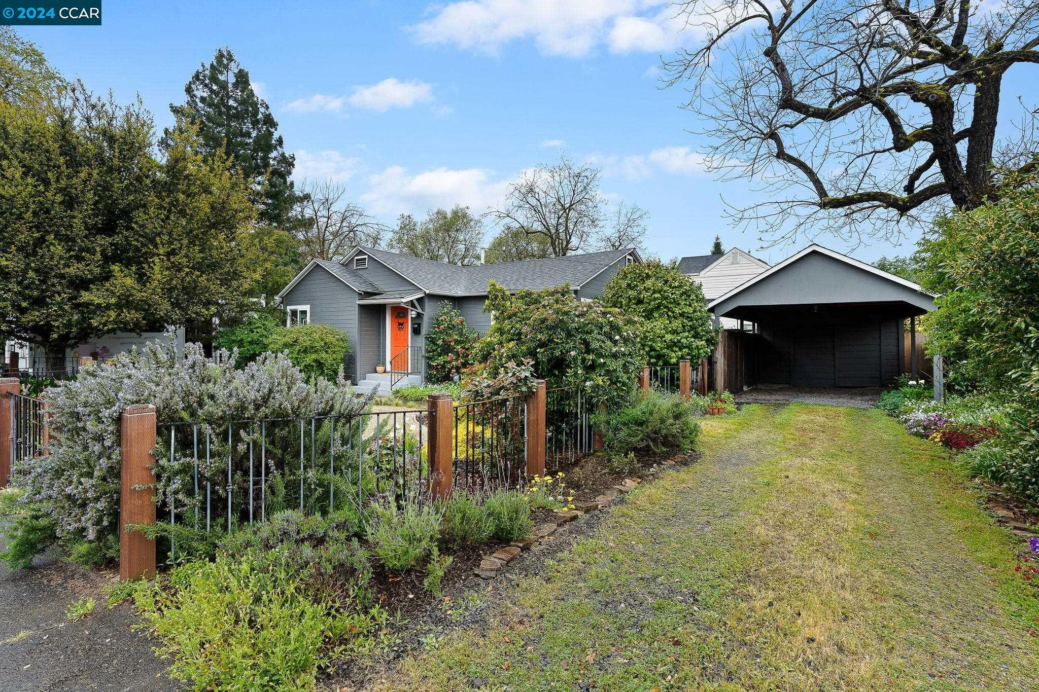 921 Saracen Rd