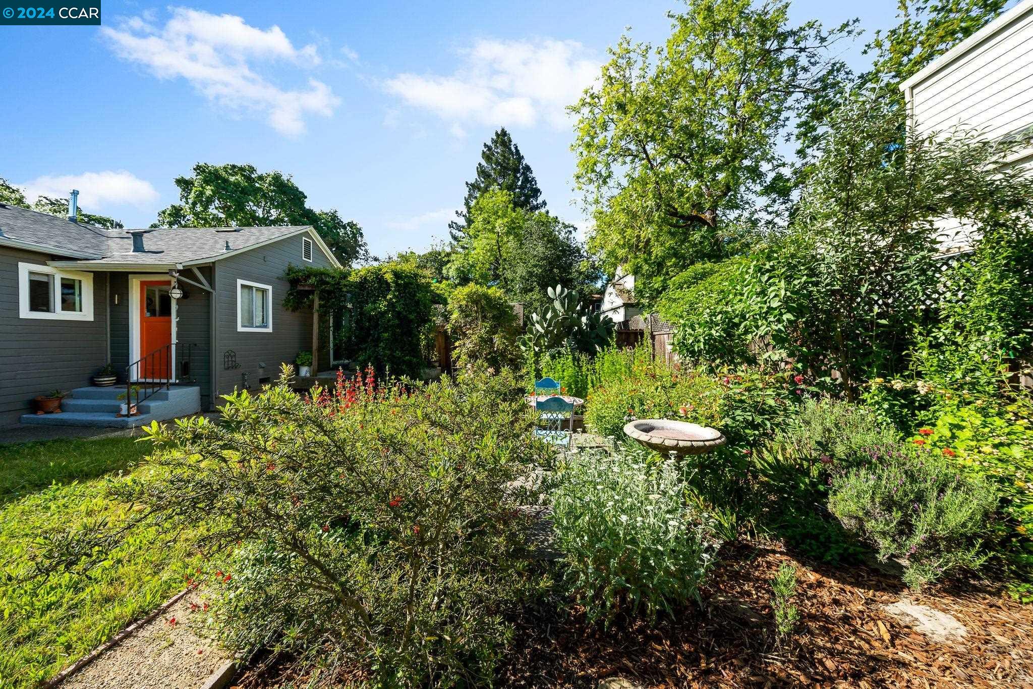 921 Saracen Rd