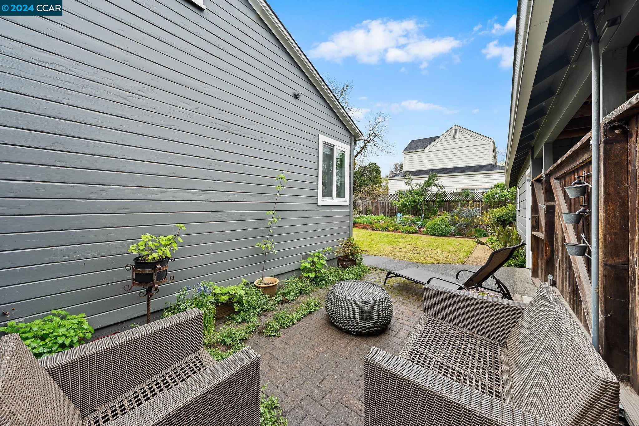 921 Saracen Rd