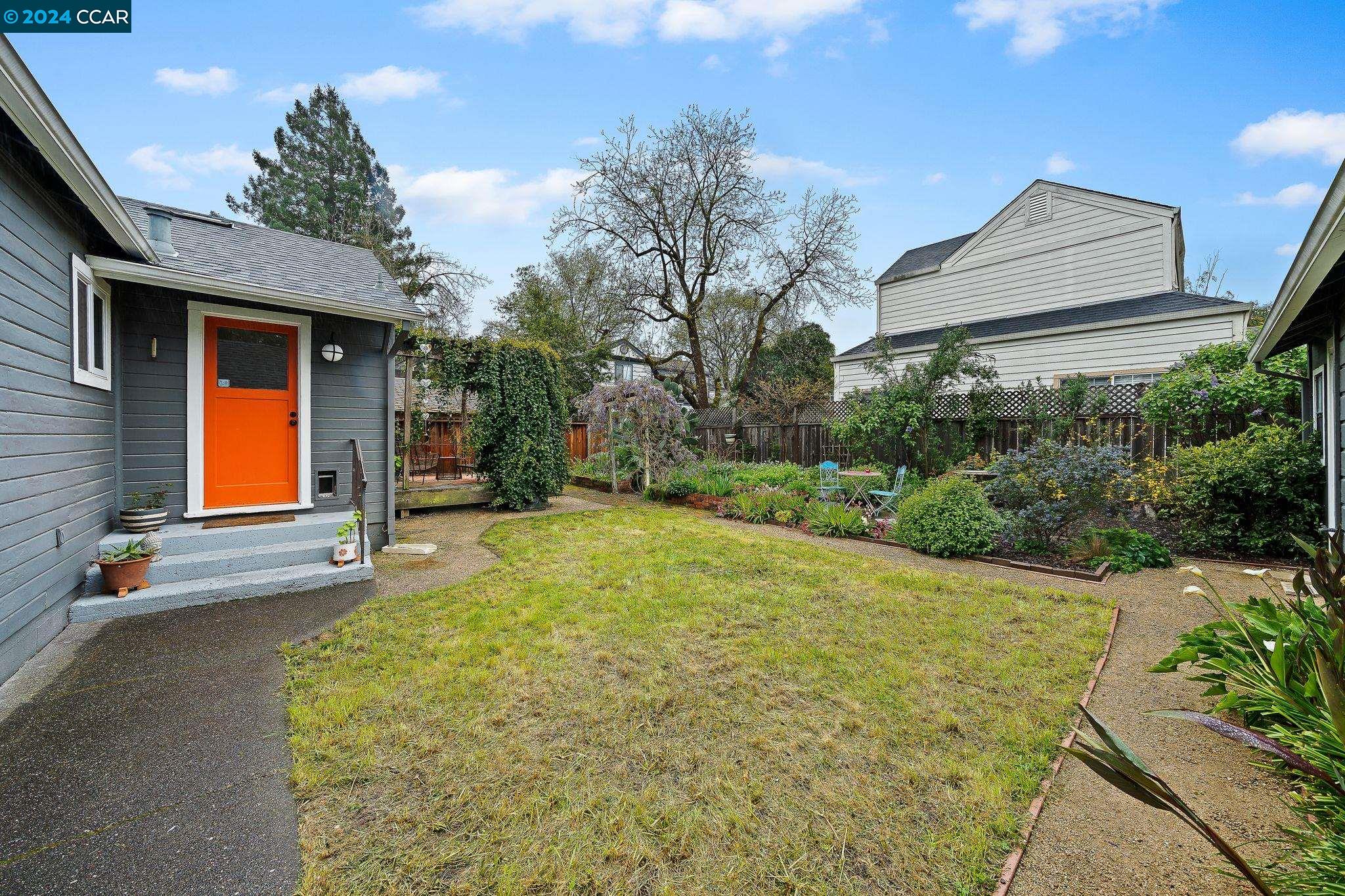 921 Saracen Rd