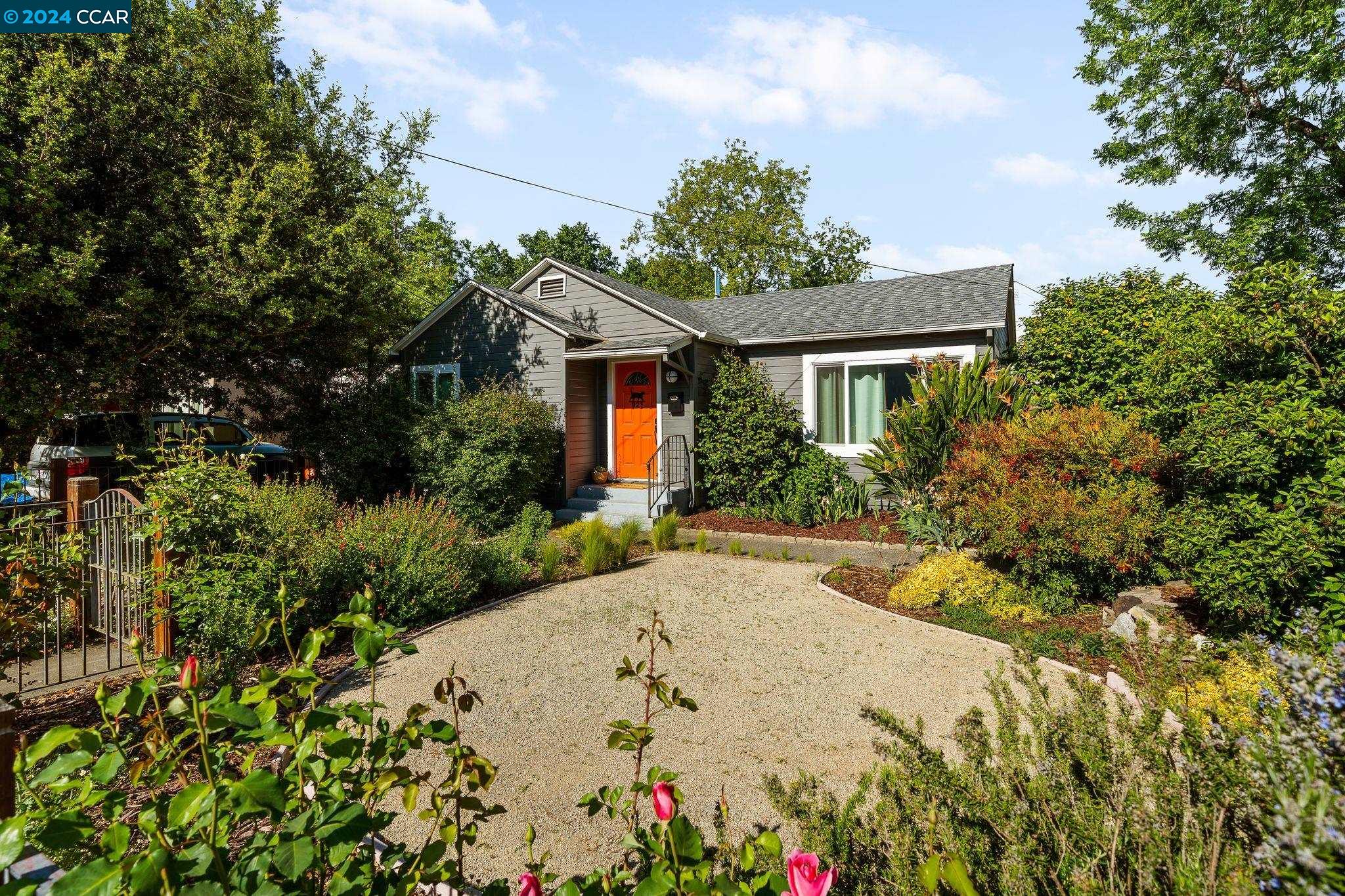 921 Saracen Rd